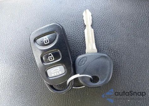 2016 Hyundai Elantra Se from USA, damaged, VIN 5NPDH4AE1GH681813